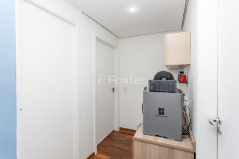 Image 33 - 1034207
