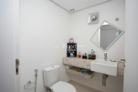 Image 37 - 1034207