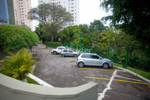 Image 76 - 1034207