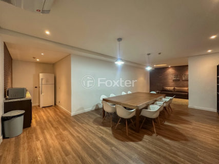 Image 35 - 1034208