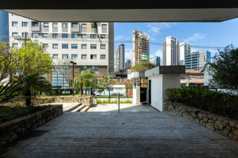 Image 34 - 1034213