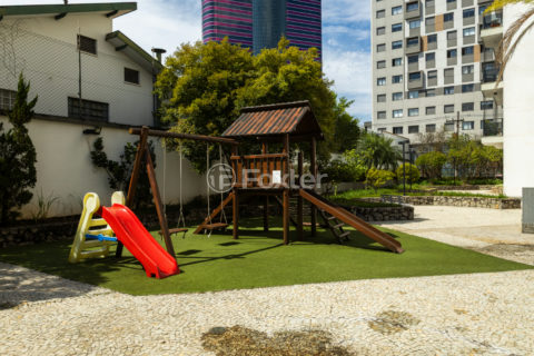 Image 38 - 1034213