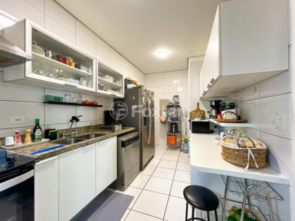 Image 31 - 1034216