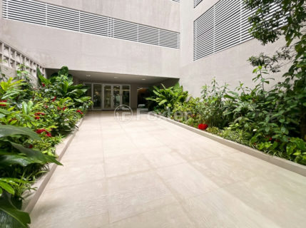 Image 35 - 1034216