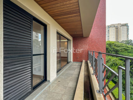 Image 32 - 1034219