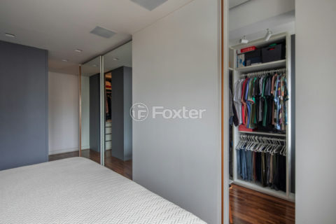 Image 44 - 1034225