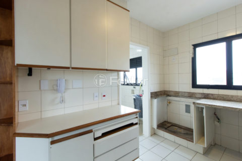 Image 37 - 1034236