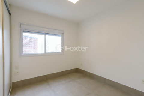 Image 30 - 1034244