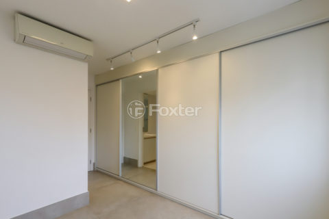 Image 32 - 1034244