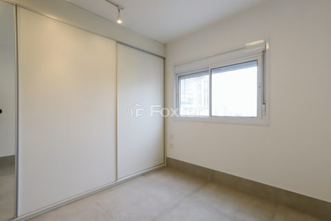 Image 31 - 1034244