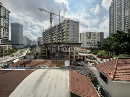 Image 28 - 1034250