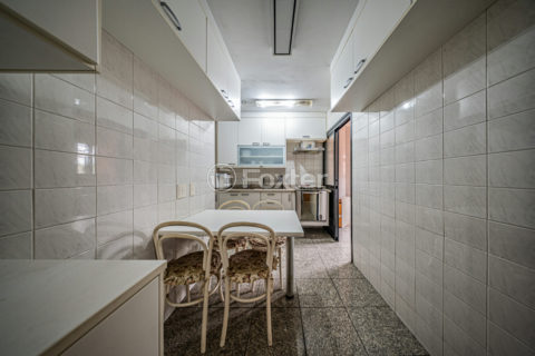 Image 32 - 1034254
