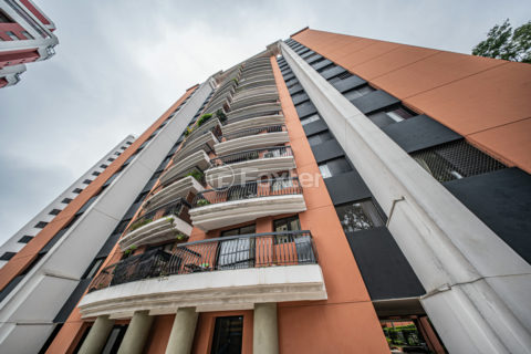 Image 42 - 1034254