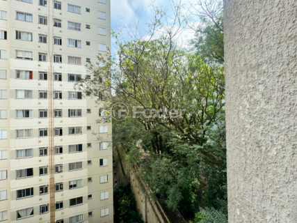 Image 21 - 1034260