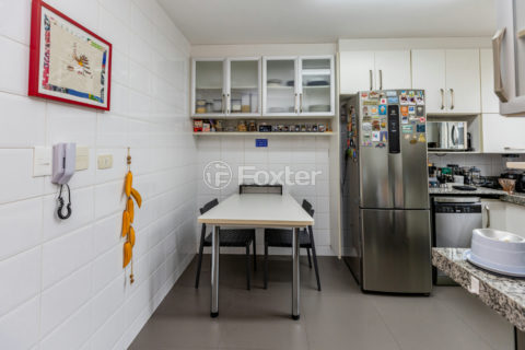 Image 32 - 1034262