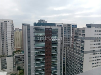 Image 1 - 1034272