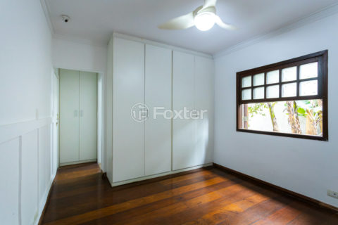 Image 30 - 1034273