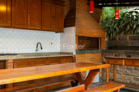 Image 40 - 1034273