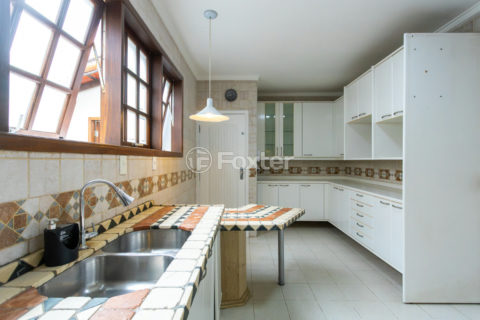Image 22 - 1034273