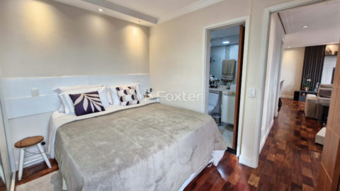 Image 22 - 1034278