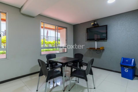 Image 42 - 1034282