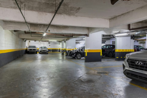 Image 65 - 1034282