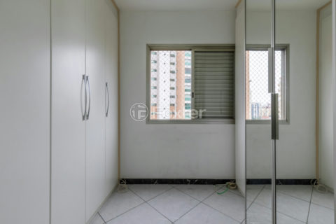 Image 25 - 1034282