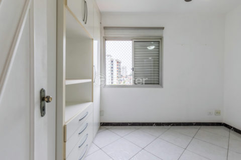 Image 33 - 1034282