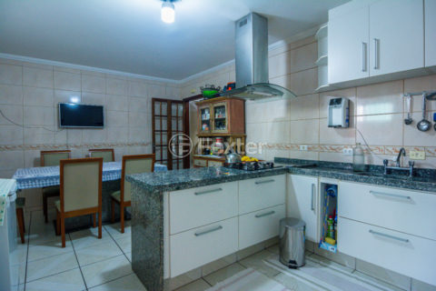 Image 4 - 1034286
