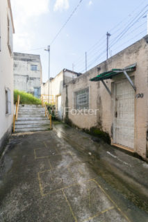 Image 32 - 1034293