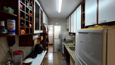 Image 27 - 1034298