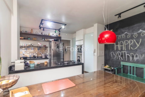 Image 39 - 1034303