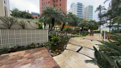 Image 76 - 1034308
