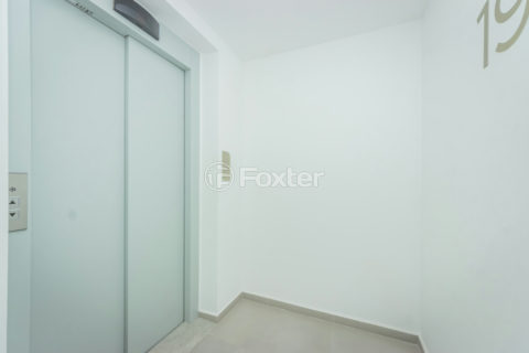 Image 32 - 1034314