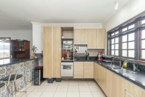 Image 3 - 1034317