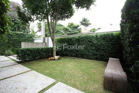Image 39 - 1034318