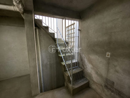 Image 50 - 1034324