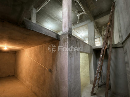Image 52 - 1034324