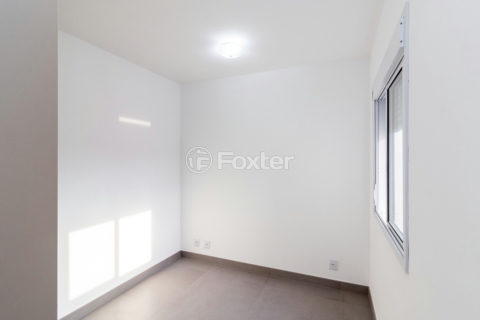 Image 32 - 1034353
