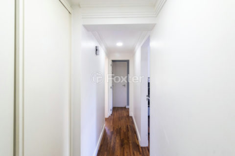 Image 35 - 1034357