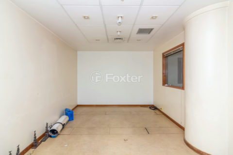 Image 25 - 1034360