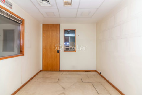 Image 38 - 1034360