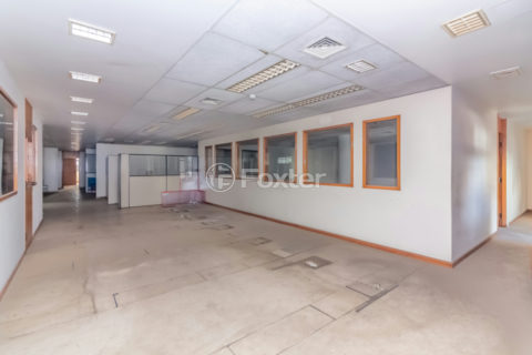 Image 4 - 1034360