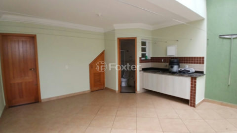 Image 32 - 1034369
