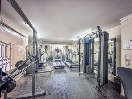Image 28 - 1034371