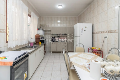 Image 27 - 1034372