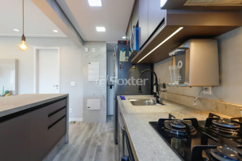 Image 40 - 1034375