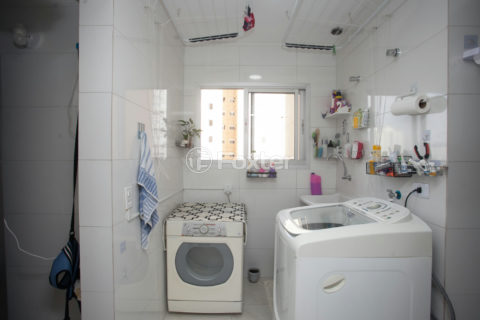 Image 24 - 1034384