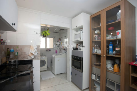 Image 23 - 1034384