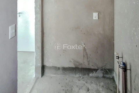 Image 17 - 1034429